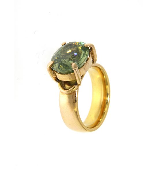 Handmade Ring with green stone and gold